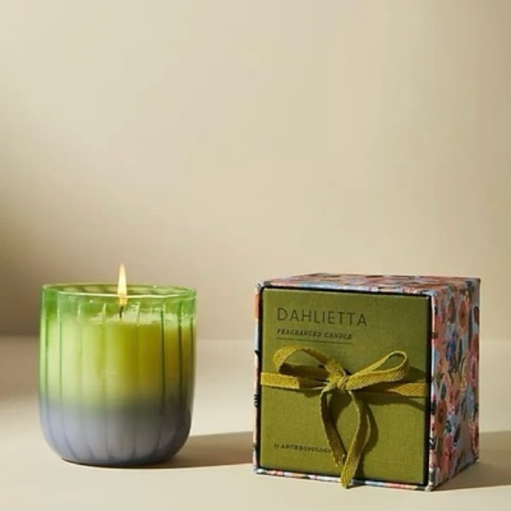 ANTHROPOLOGIE Dahlietta Fragranced All-Natural Wax Candle
